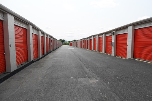 Self-Storage Facility «Public Storage», reviews and photos, 3677 E Kemper Rd, Sharonville, OH 45241, USA