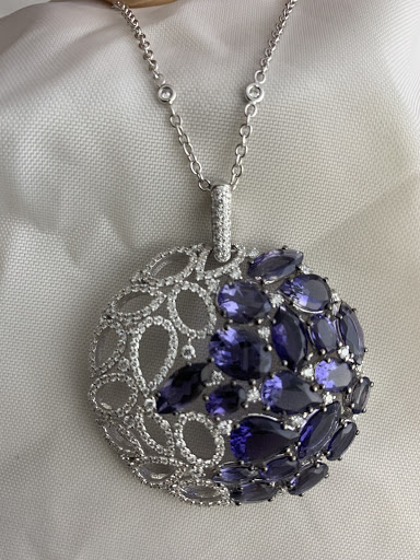 Jewelry Store «Gawee Fine Jewelry & Time Pieces», reviews and photos, 2511 Rice Boulevard, Houston, TX 77005, USA