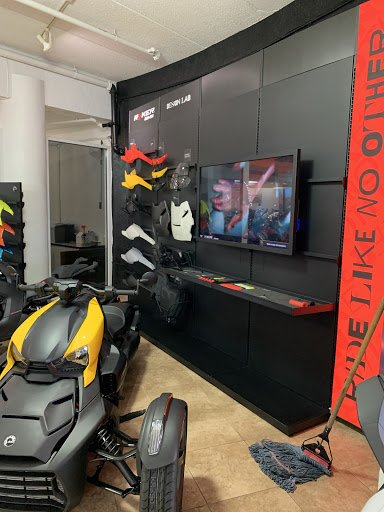 Motorsports Store «RIVA Motorsports», reviews and photos, 3671 N Dixie Hwy, Pompano Beach, FL 33064, USA