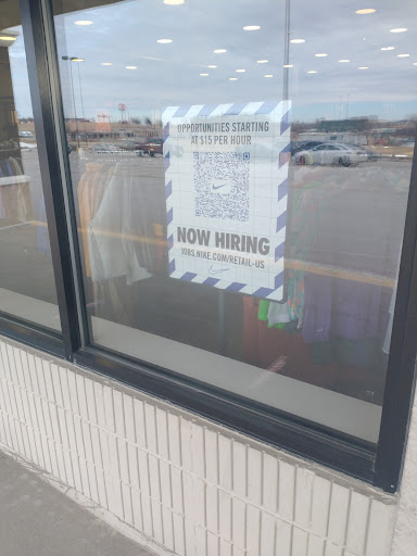 Clothing Store «Nike Factory Store», reviews and photos, 243 Tanger Dr Suite 243, Williamsburg, IA 52361, USA