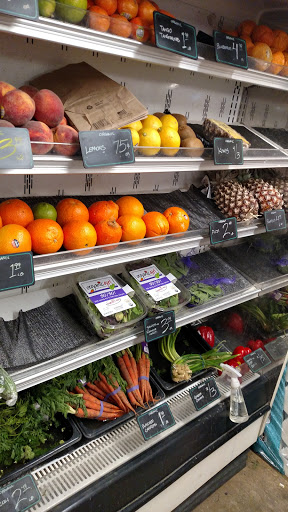 Grocery Store «Indianola Country Store & Deli», reviews and photos, 9175 NE Shore Dr, Indianola, WA 98342, USA