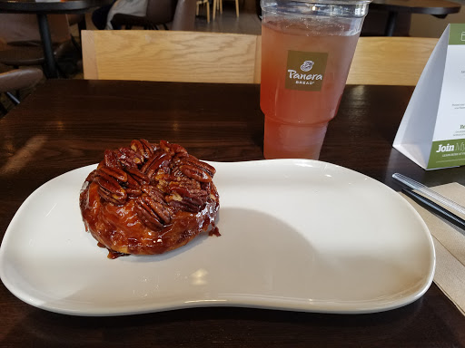 Sandwich Shop «Panera Bread», reviews and photos, 14121 Hall Rd, Shelby Charter Township, MI 48315, USA