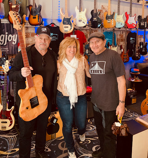 El Cajon Guitars & Music image