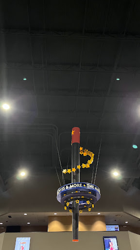 Movie Theater «Emagine Novi», reviews and photos, 44425 West 12 Mile Road, Novi, MI 48377, USA