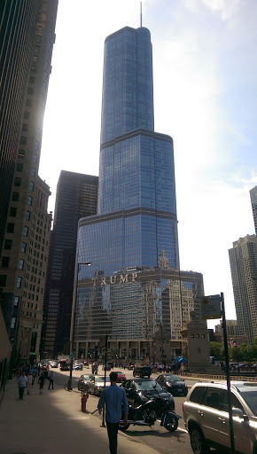 Barber Shop «111 Barber Shop», reviews and photos, 111 E Upper Wacker Dr LL014, Chicago, IL 60601, USA