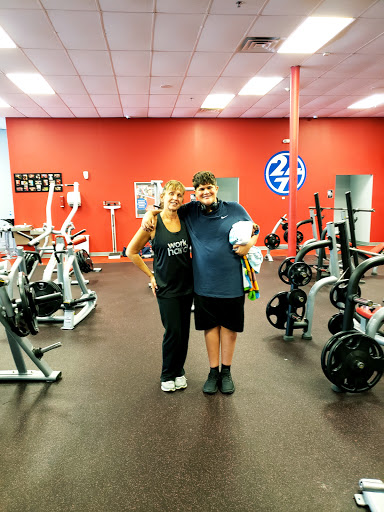 Gym «Workout Anytime Leeds», reviews and photos, 7480 Parkway Dr, Leeds, AL 35094, USA