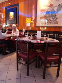 Atmosphère du Restaurant chinois Le Phénix à Trouville-sur-Mer - n°4