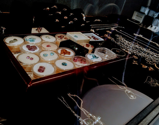 Jeweler «Sledges Estate Jewelers», reviews and photos, 1811 E Chapman Ave, Orange, CA 92867, USA