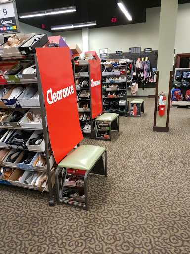 Shoe Store «DSW Designer Shoe Warehouse», reviews and photos, 14363 W Colfax Ave, Lakewood, CO 80401, USA