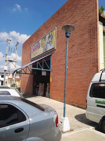 Photos of Supermarket Cajasan Los Andes