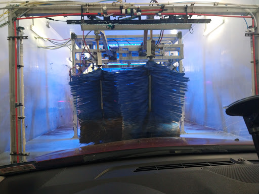 Car Wash «Rio Car Wash - Massaponax», reviews and photos, 10050 Jefferson Davis Hwy, Fredericksburg, VA 22407, USA