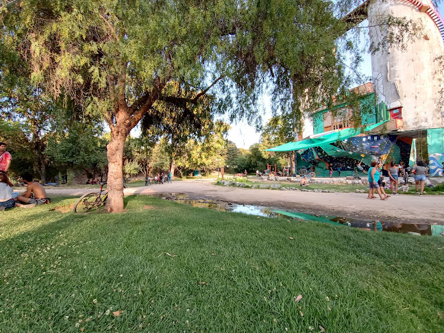 Parque Los Silos - Gimnasio