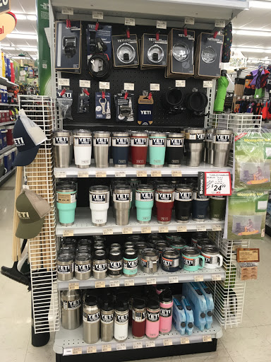 Hardware Store «Beverly Hills Ace Hdwe», reviews and photos, 17670 W 13 Mile Rd, Beverly Hills, MI 48025, USA