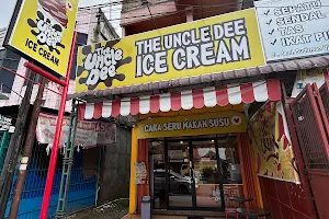 The Uncle Dee Ice Cream Rokan Hulu image