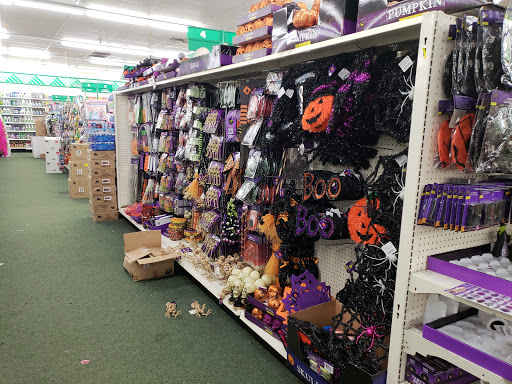 Dollar Store «Dollar Tree», reviews and photos, 5435 N Harlem Ave, Chicago, IL 60656, USA