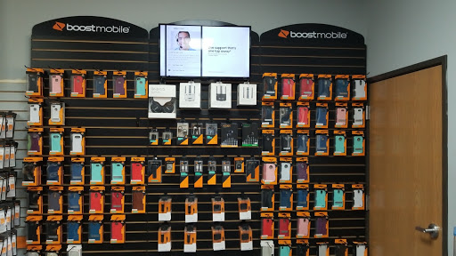 Cell Phone Store «Boost Mobile by Fastalk Wireless», reviews and photos, 1805 W Genesee St, Lapeer, MI 48446, USA