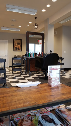 Beauty Salon «Porcelina Rae Unisex Salon», reviews and photos, 1610 W Main St, Trappe, PA 19426, USA