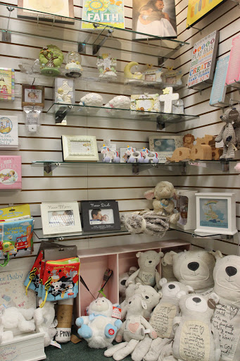 Christian Book Store «ReachOut Books & Solid Grounds Coffee Shoppe», reviews and photos, 221 N Peters Ave, Fond du Lac, WI 54935, USA