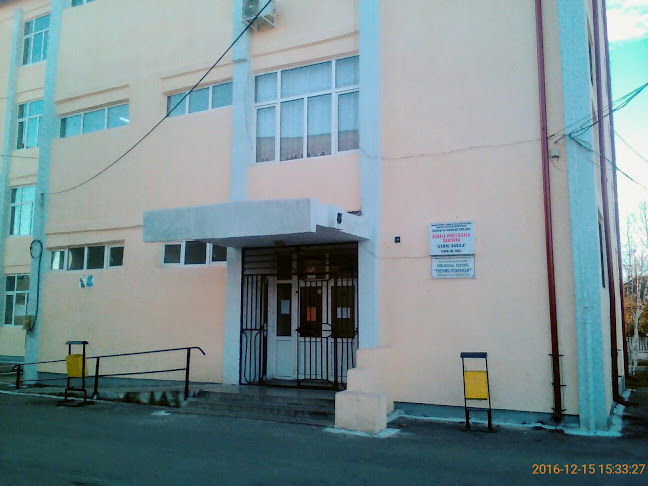Opinii despre Scoala post liceală sanitară CAROL DAVILA Tg-jiu în Târgu Jiu - Școală