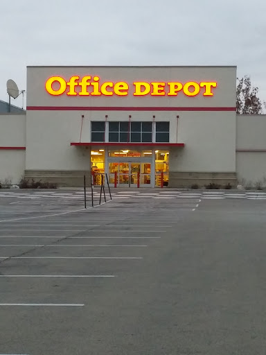 Office Supply Store «Office Depot», reviews and photos, 7001 Cermak Rd, Berwyn, IL 60402, USA