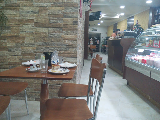 Pastelaria Pão & Açúcar no Febres, Coimbra