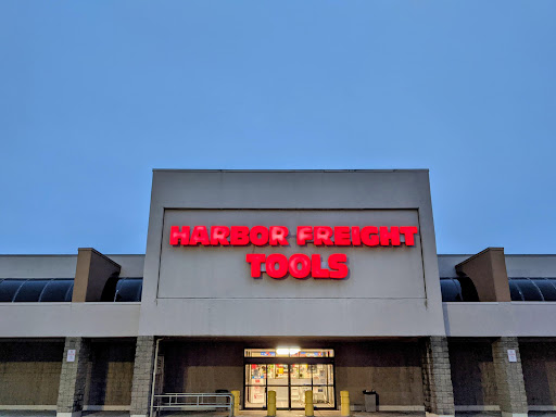 Hardware Store «Harbor Freight Tools», reviews and photos, 34600 Warren Rd, Westland, MI 48185, USA