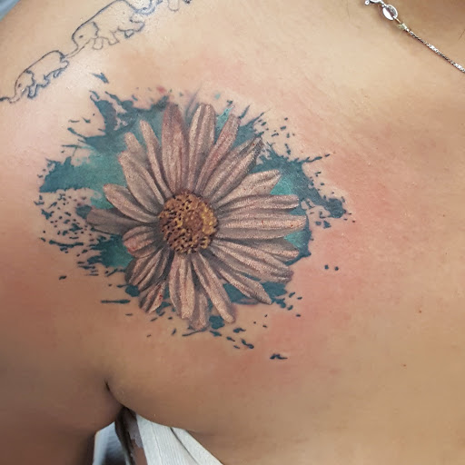 Tattoo Shop «Delta Art & Tattoo», reviews and photos, 2223 Railroad Ave, Pittsburg, CA 94565, USA