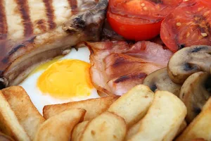 Lins Big Breakfast image