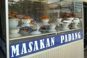 Masakan Padang Ampera Serunai Minang (Ex: Depan Pom Bensin Sukun) image