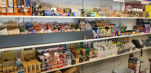 Tobacco Shop «Tacoma Pipe and Tobacco», reviews and photos, 5606 S Lawrence St, Tacoma, WA 98409, USA