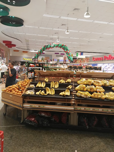 Supermaxi Garzota - Supermercado