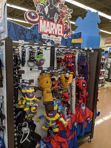 Pet Supply Store «Petco Animal Supplies», reviews and photos, 645 S Green Valley Pkwy, Henderson, NV 89052, USA