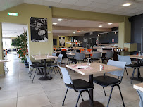 Atmosphère du Restaurant français Au Top Du Roulier POITIERS 86 - n°12