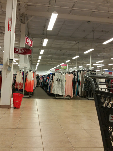 Clothing Store «Burlington Coat Factory», reviews and photos, 800 Barnum Avenue Cutoff, Stratford, CT 06614, USA