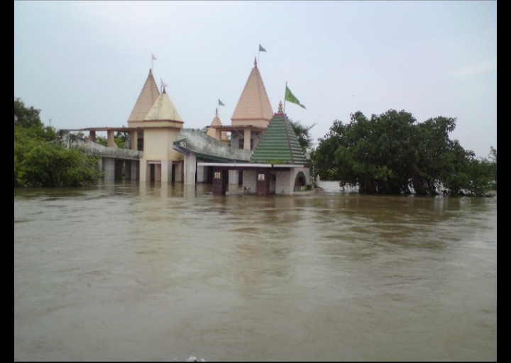 ખોડીયાર માં મંદીર