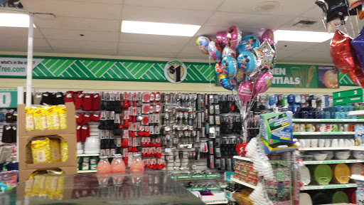 Dollar Store «Dollar Tree», reviews and photos, 4005 Manzanita Ave #32, Carmichael, CA 95608, USA