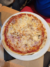 Pizza du Restaurant italien Les Douves à Quimper - n°13