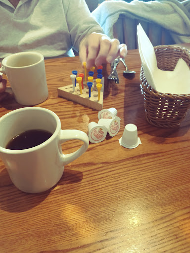 American Restaurant «Cracker Barrel Old Country Store», reviews and photos, 2371 E Aurora Rd, Twinsburg, OH 44087, USA