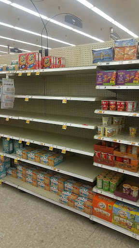 Grocery Store «Kroger», reviews and photos, 1735 N Memorial Dr, Lancaster, OH 43130, USA