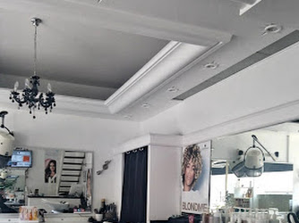 Escale Beauté - Salon de Coiffure à Montreuil