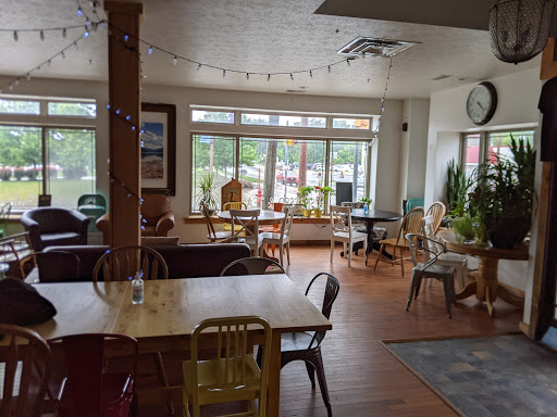 Coffee Shop «Vacavi Cafe», reviews and photos, 100 Water St, Conneaut Lake, PA 16316, USA