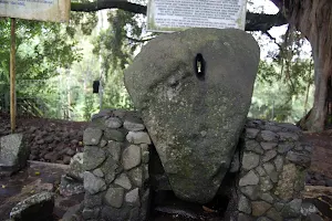 Batu Batikam image
