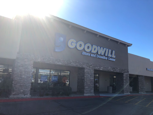 Thrift Store «Guadalupe & Rural Goodwill Goodwill Retail Store & Donation Center», reviews and photos, 805 E Guadalupe Rd, Tempe, AZ 85283, USA