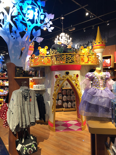 Toy Store «Disney Store», reviews and photos, 1500 Polaris Pkwy, Columbus, OH 43240, USA