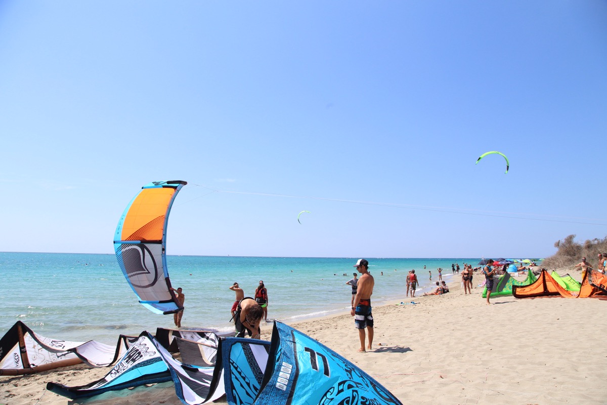 Fotografie cu Spiaggia di Via G.Battista cu plajă spațioasă