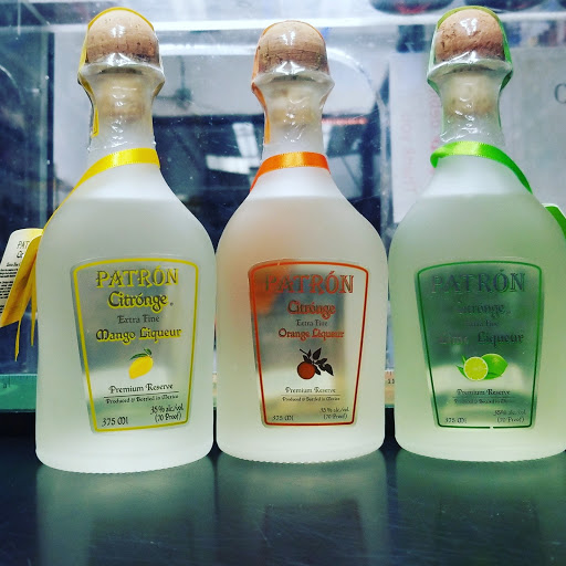 Liquor Store «Friendly Liquor Store Inc», reviews and photos, 69-15 Beach Channel Dr, Arverne, NY 11692, USA