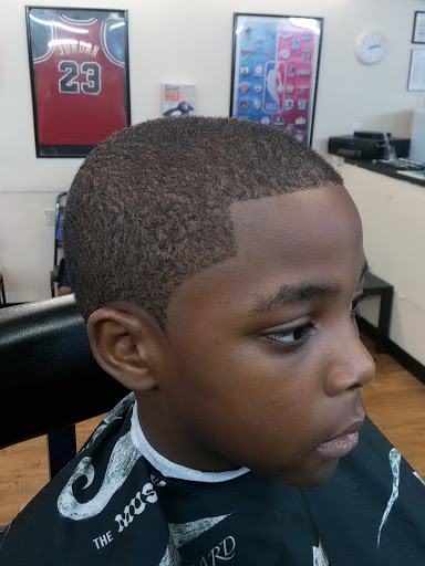 Barber Shop «Fade Away Barbershop Hampton Park», reviews and photos, 5353 Gunn Hwy, Tampa, FL 33624, USA