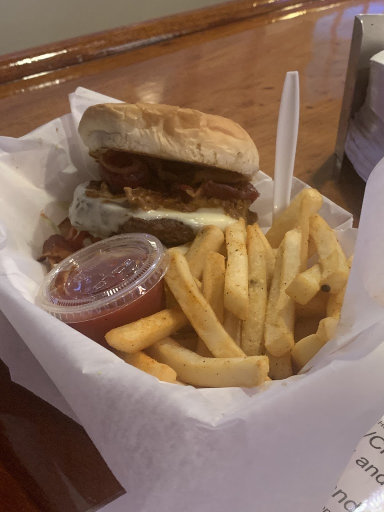 AL's Bar & Grill LLC 06114