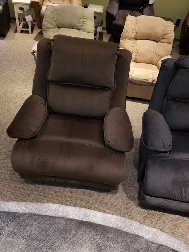 Furniture Store «Art Van Furniture - Clinton Township», reviews and photos, 33801 Gratiot Ave, Charter Twp of Clinton, MI 48035, USA