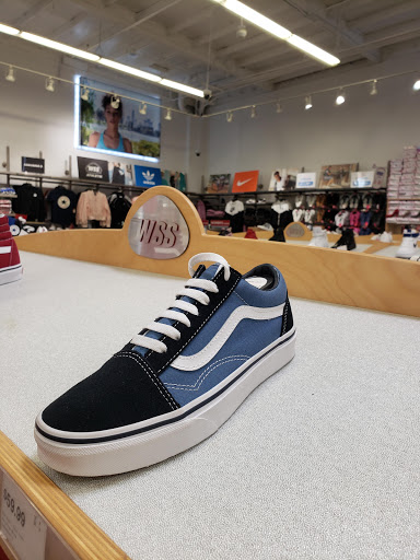 Shoe Store «WSS», reviews and photos, 460 San Fernando Mission Blvd, San Fernando, CA 91340, USA